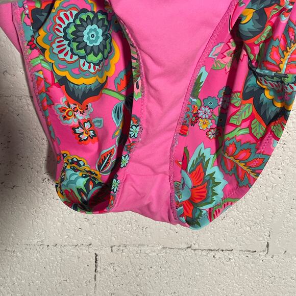 Jessica Simpson Women's Rosies Bushes One-Piece Swimsuit Medium - Picture 11 of 13